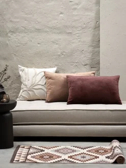 ERTEVIKKEFunda de cojín ERTEVIKKE 40x60 marrón claro