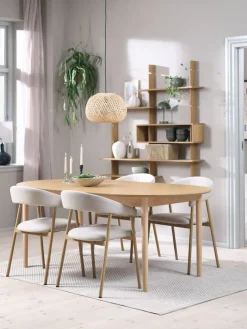 MARSTRAND + EJSINGMesa MARSTRAND L200 roble natural + 4 sillas EJSING beis