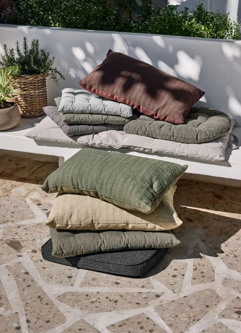 VESTERHEDECojín de jardín para silla VESTERHEDE secado rápido negro